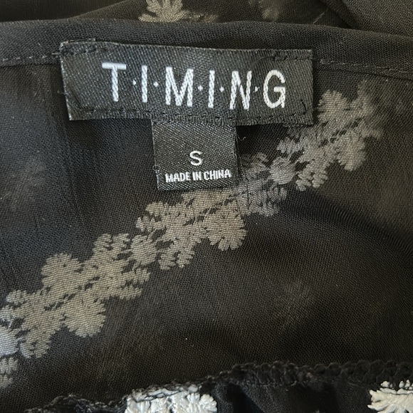 5/$25 Timing women’s black chiffon blouse with white stitched design size small - Picture 8 of 8